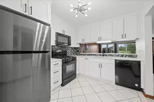 1816 Vermont Dr, Elk Grove Village, IL 60007 - Photo 9