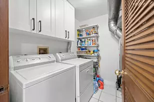 1816 Vermont Dr, Elk Grove Village, IL 60007 - Photo 19