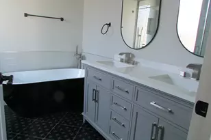 1743 N 34th Ave, Stone Park, IL 60165 - Photo 17