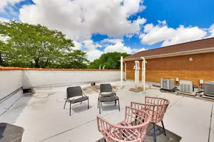3752 W Leland Ave, Chicago, IL 60625 - Photo 27