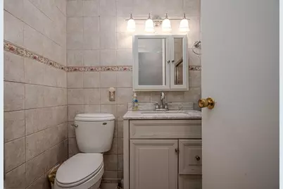 2S164 Beaumont Lane, Lombard, IL 60148 - Photo 17
