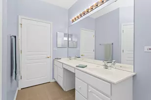 13569 Winterberry Ln, Huntley, IL 60142 - Photo 11