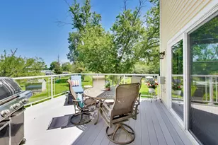 36785 N Lake St, Ingleside, IL 60041 - Photo 11