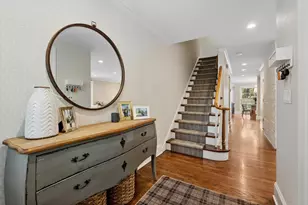 2034 Highland Ave, Wilmette, IL 60091 - Photo 3
