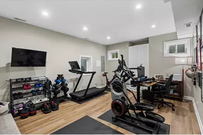 2034 Highland Avenue, Wilmette, IL 60091 - Photo 35