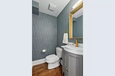 2034 Highland Avenue, Wilmette, IL 60091 - Photo 15