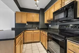 6030 N Sheridan Rd, Chicago, IL 60660 - Photo 11