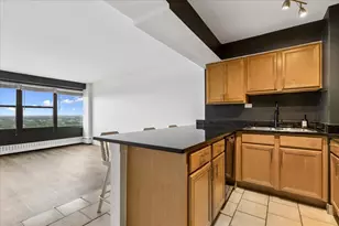 6030 N Sheridan Rd, Chicago, IL 60660 - Photo 13