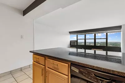 6030 N Sheridan Road #1911, Chicago, IL 60660 - Photo 11