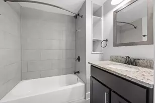 1363 W Walton St, Chicago, IL 60642 - Photo 11