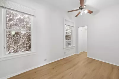 1131 W Taylor Street #2R, Chicago, IL 60607 - Photo 11