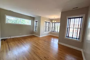 6501 N Bosworth Ave, Chicago, IL 60626 - Photo 3