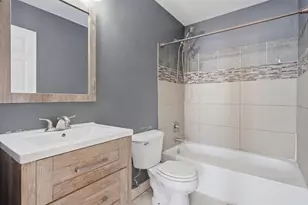 881 Serendipity Dr, Aurora, IL 60504 - Photo 23