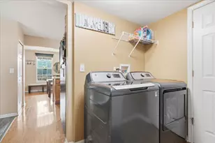 881 Serendipity Dr, Aurora, IL 60504 - Photo 15