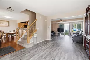 881 Serendipity Dr, Aurora, IL 60504 - Photo 5