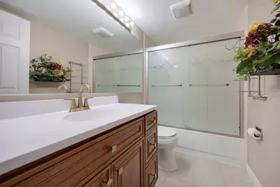 1285 Oak Hill Road #D, Lake Barrington, IL 60010 - Photo 25