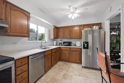 1285 Oak Hill Road #D, Lake Barrington, IL 60010 - Photo 21