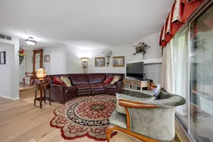 1285 Oak Hill Rd, Lake Barrington, IL 60010 - Photo 15