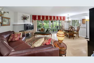 1285 Oak Hill Road #D, Lake Barrington, IL 60010 - Photo 13