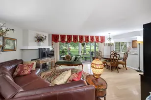 1285 Oak Hill Rd, Lake Barrington, IL 60010 - Photo 13