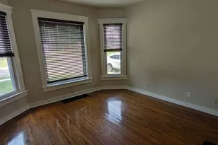 1453 S Float Ave, Freeport, IL 61032 - Photo 5