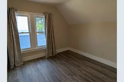1453 S Float Avenue, Freeport, IL 61032 - Photo 13