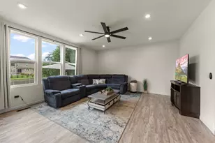 13008 Timber Wood Cir, Plainfield, IL 60585 - Photo 5