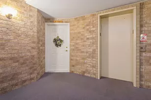 7787 Bristol Park Dr, Tinley Park, IL 60477 - Photo 3