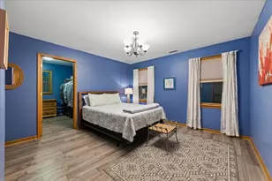 2S590 Seraph Holmes Ct, Warrenville, IL 60555 - Photo 21