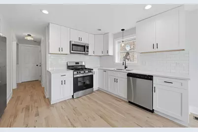 1749 W 75th Place, Chicago, IL 60620 - Photo 7