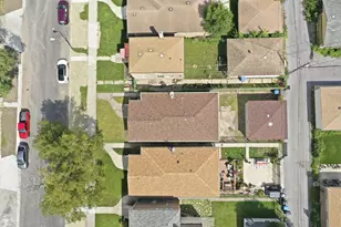 1749 W 75th Pl, Chicago, IL 60620 - Photo 29