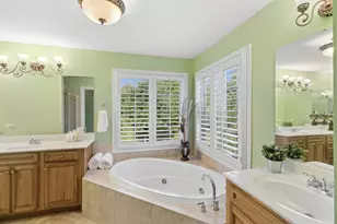 920 Lyons Ridge Dr, Cary, IL 60013 - Photo 13