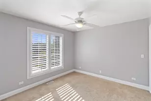 920 Lyons Ridge Dr, Cary, IL 60013 - Photo 17