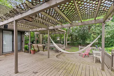 627 Wood Ridge Court, Elgin, IL 60123 - Photo 33