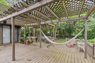 627 Wood Ridge Ct, Elgin, IL 60123 - Photo 33