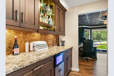 627 Wood Ridge Court, Elgin, IL 60123 - Photo 17