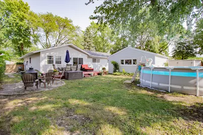 230 Fleetwood Lane, Elk Grove Village, IL 60007 - Photo 13