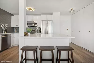 5455 N Sheridan Road #1711, Chicago, IL 60640 - Photo 5