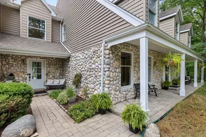 8310 Mason Hill Road, Woodstock, IL 60098 - Photo 3