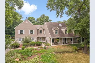 8310 Mason Hill Road, Woodstock, IL 60098 - Photo 1