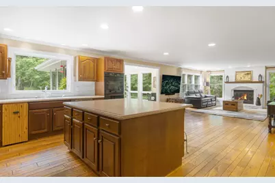 8310 Mason Hill Road, Woodstock, IL 60098 - Photo 5