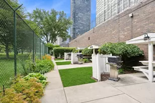 5455 N Sheridan Rd, Chicago, IL 60640 - Photo 23