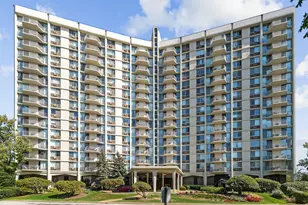 40 N Tower Rd, Oak Brook, IL 60523 - Photo 1