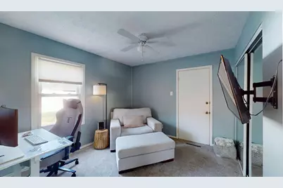 100 Edgewood Drive, Streamwood, IL 60107 - Photo 15