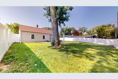 100 Edgewood Drive, Streamwood, IL 60107 - Photo 21