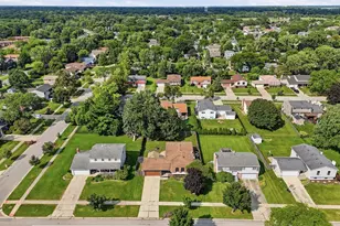 1255 Briarcliffe Blvd, Wheaton, IL 60189 - Photo 41