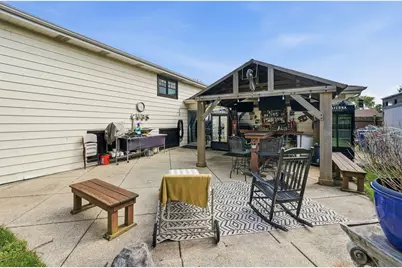 1255 Briarcliffe Boulevard, Wheaton, IL 60189 - Photo 31