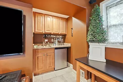 1255 Briarcliffe Boulevard, Wheaton, IL 60189 - Photo 21