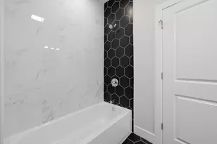 5840 S Artesian Ave, Chicago, IL 60629 - Photo 13