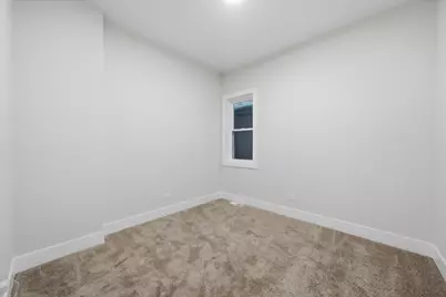 5840 S Artesian Avenue, Chicago, IL 60629 - Photo 9